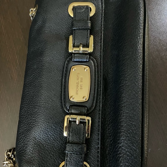 Michael KORS 3 piece bag and accessories - Picture 10 of 11